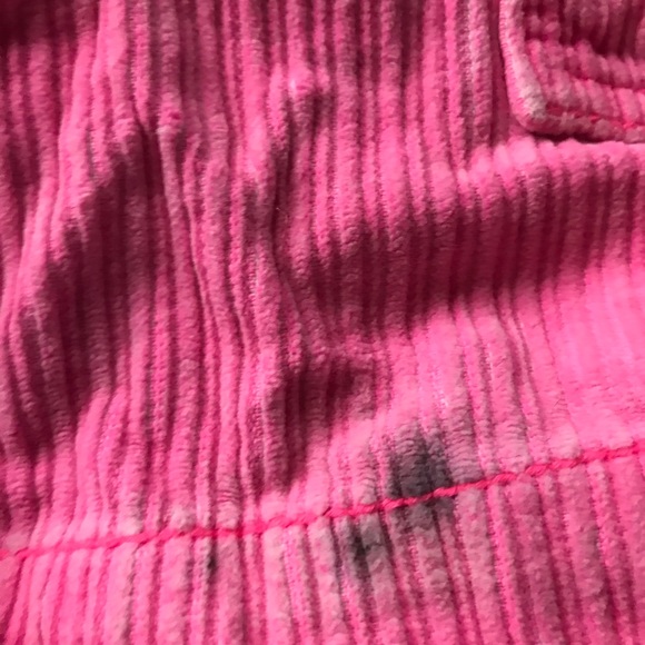 Shorts - Picture 2 of 7